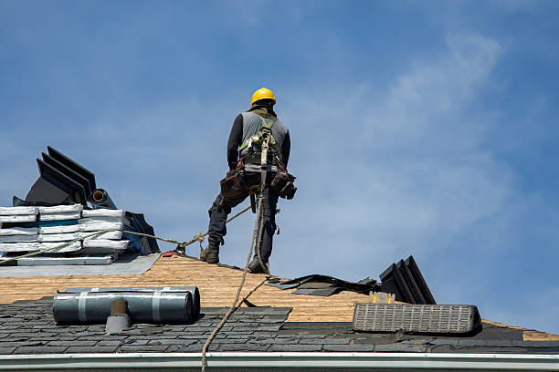 Professional Flat Roof Repair technician working in Hart, MI